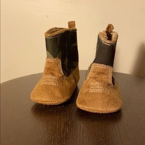 NWOT FREE with purchase Camo Booties